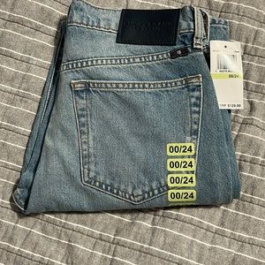 Brand new with tags Lucky Brand straight leg jeans